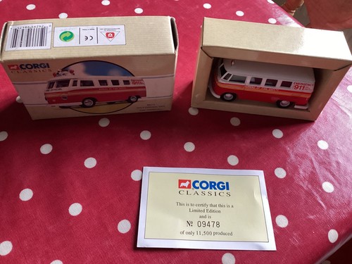 Corgi classics 98475 van - vw,