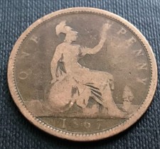 1867 Queen Victoria Bun Head