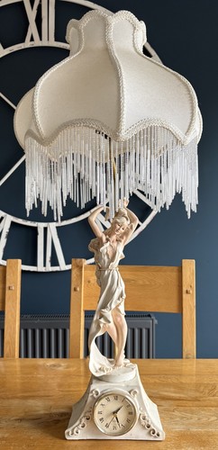 Vintage lady figurine table - vintage,