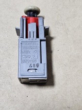 Original Vauxhall Astra Vectra Corsa Zafira Meriva Clutch Pedal Switch 55701396 