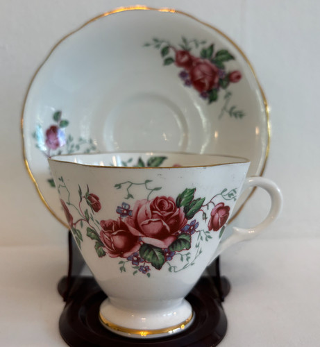 Vintage clarence bone china - clarence,
