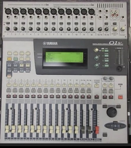 Yamaha 01v digital mixing - digital,