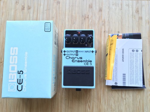 Boss chorus ensemble - ce-5,