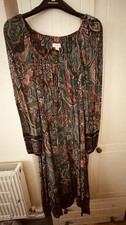 Monsoon Green Paisley Print