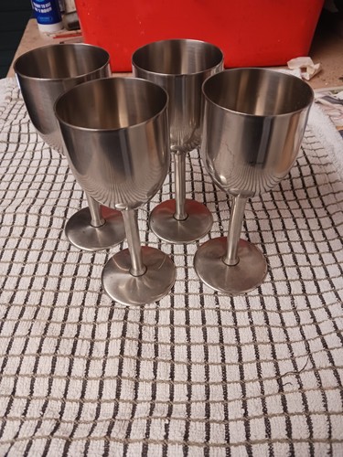 Stainless steel goblets 4 - stainless,