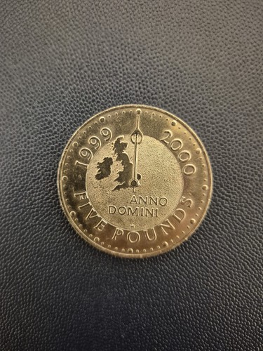 Royal mint 1999 2000 - royal, £5