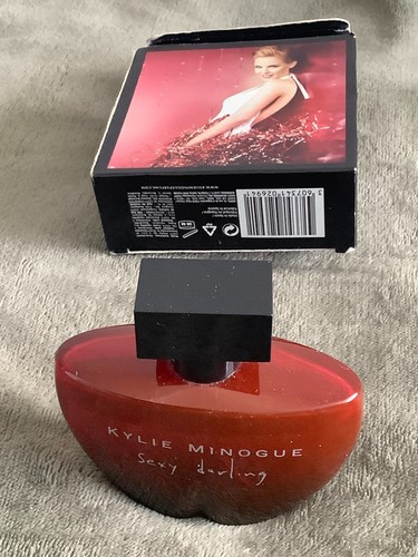 Kylie minogue sexy - sexy, darling