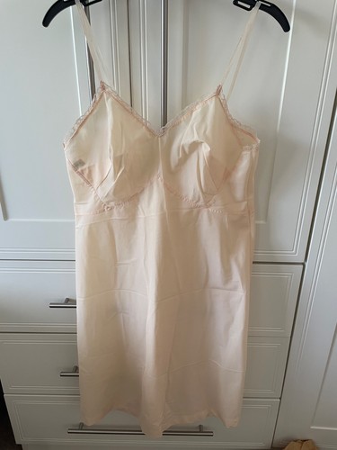 Vintage nude pink slip - nude,