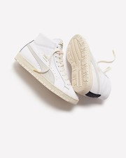 PUMA Universal Rudolf Dassler