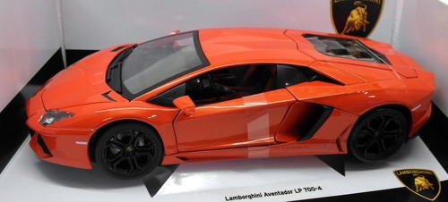 Burago scale diecast - 1/18,