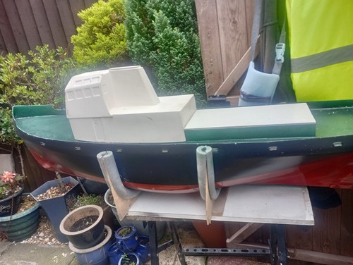 Large model boat - large,