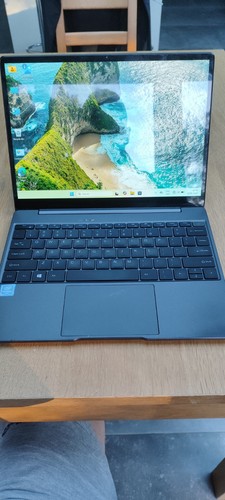 Ultra thin notebook - windows, 10