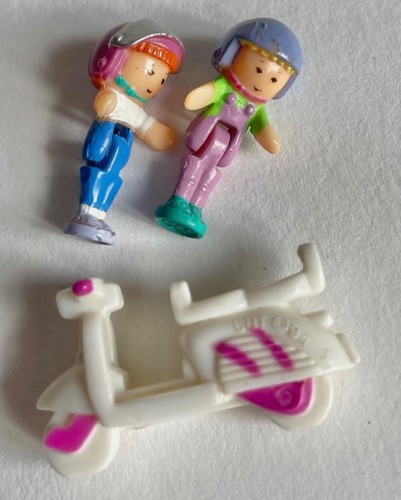 Polly pocket scooter fun - polly,
