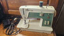 Vintage 1970s Singer