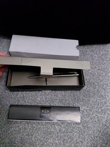 Brand new classoc parker - new,