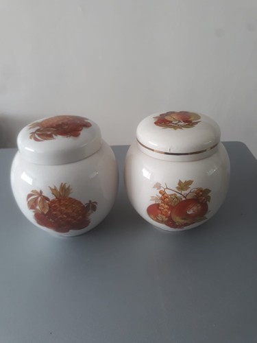 Vintage ceramic storage pot - pot, x