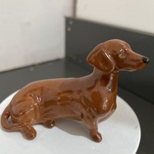 Vintage Collectable Beswick Pottery - Dachshund Dog Sitting Figurine / Ornament