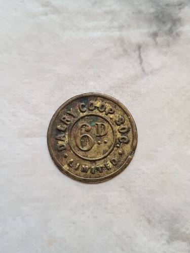 Dalry operative brass - brass, 6d