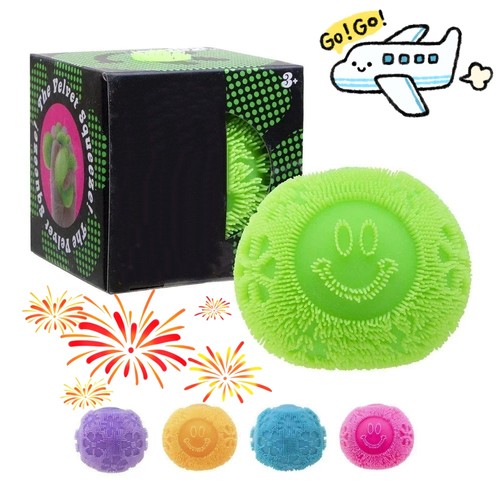 Fuzz ball wonder flower - fuzz,
