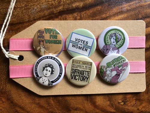 Suffragettes votes for women - suffragettes,