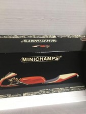 Minichamps Ducati 998 R 2002 1 12