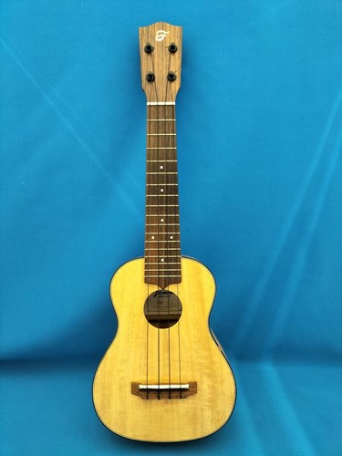Famous mgf ukulele with gig - mgf-s,