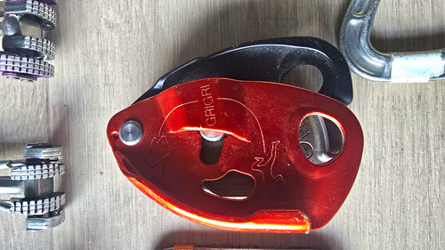 Petzl grigri belay device - petzl,