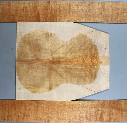 Quilted maple wood guitar - quilted,