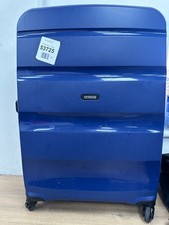 American Tourister- Spinner