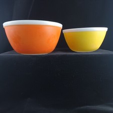 2 Vintage Pyrex Rainbow