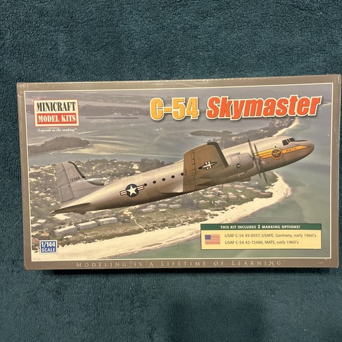 Minicraft 144 scale model - minicraft,