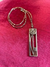 9 carat gold Charles Rennie MacIntosh Large pendant and chain