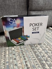 Delux Poker Set 200 Chips 2