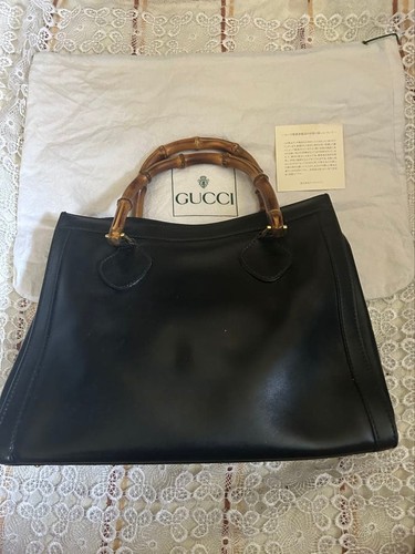 Excellent extremely rare gucci - excellent,