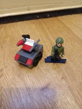LEGO GREEN ARMY MAN MINIFIGURE TOY SOLDIER AND TANK