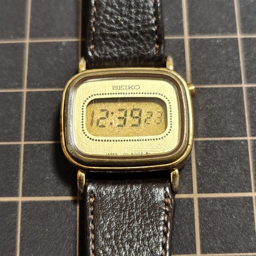 Seiko digital quartz - seiko,