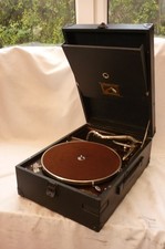 HMV101E 1928 Black portable Gramophone, Phonograph. Gramaphone, Fully Serviced