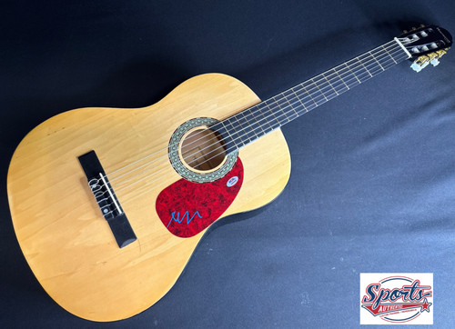 Yungblud signed acoustic - yungblud,