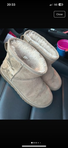 Ugg boots - ugg,