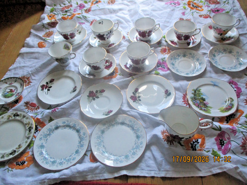 Job lot vintage mismatch - vintage,
