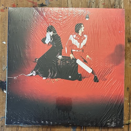 The white stripes elephant - white, stripes: