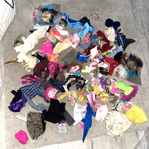 Bundle vintage dolls - vintage, clothes