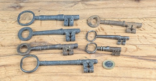 Large antique iron metal - antique,