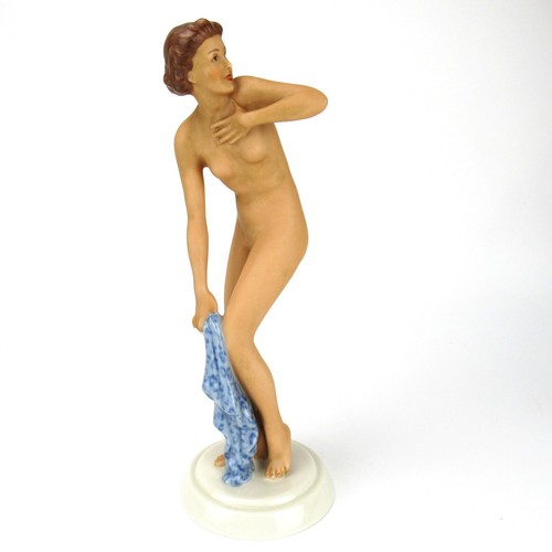 Royal dux porcelain - dux, figurine