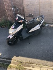 2014 Yamaha Cygnus 125cc ( full bike for breaking ) 