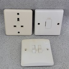 3x Vintage Switches Sockets