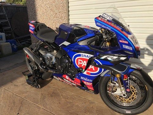 Yamaha race track bike - race/track,