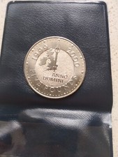 UK Royal Mint 1999-2000 £5