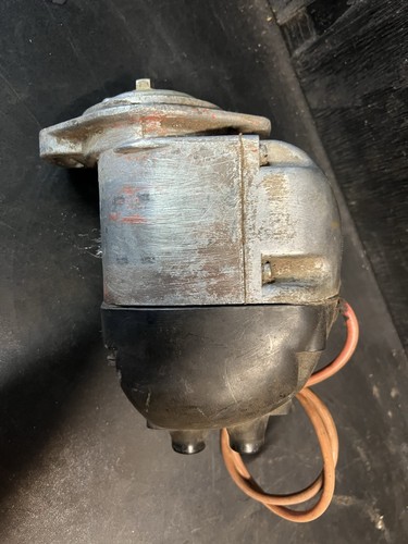 Case magneto magnet - magneto, old