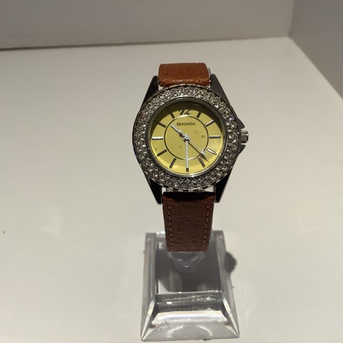 Pretty ladies sekonda - a,